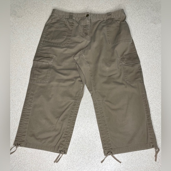 Style & Co Tie-Hem Cargo Capri Pants Size 8 - Picture 2 of 10